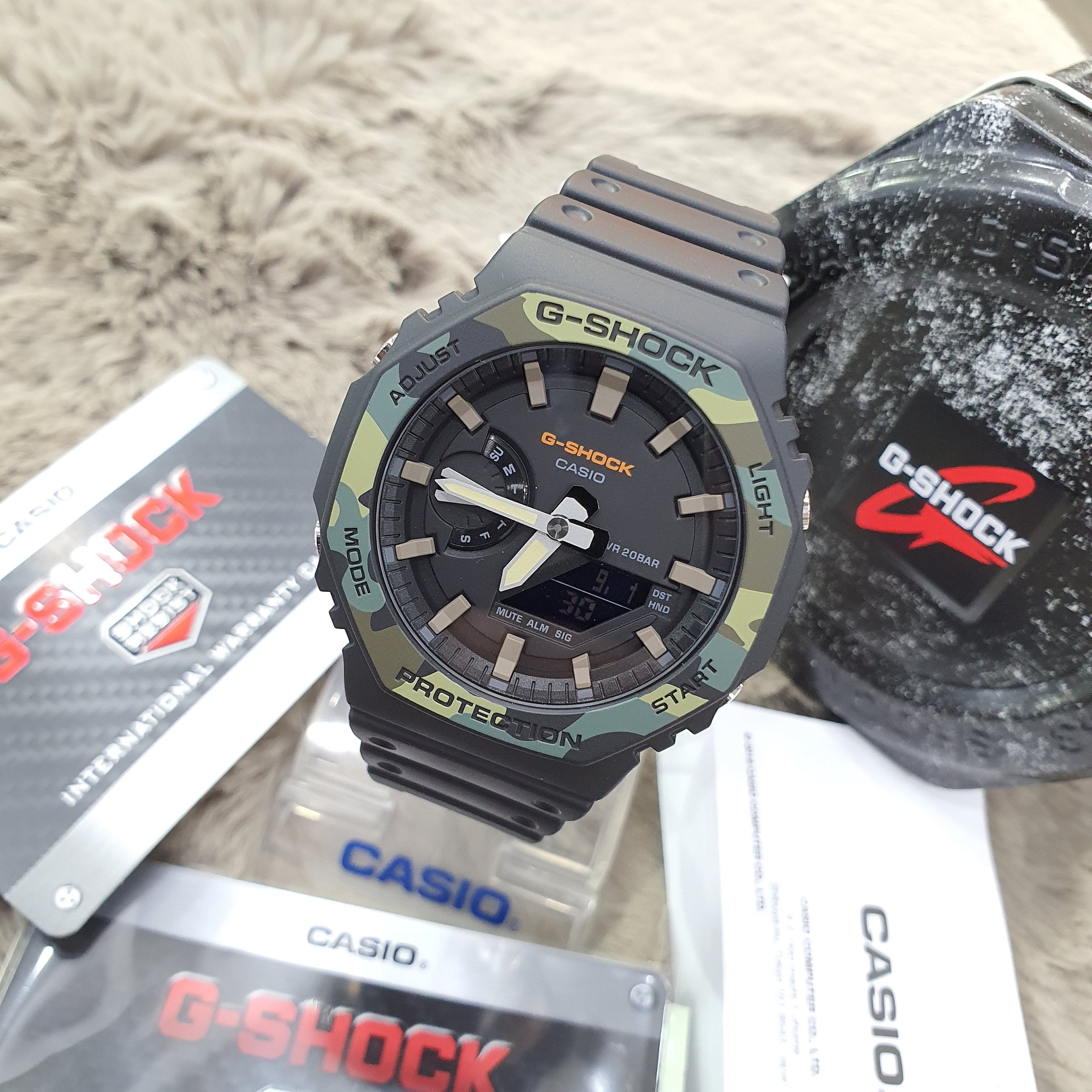Casio G-Shock GA-2100SU-1ADR Men\'s Sports Watch - Blue Noise
